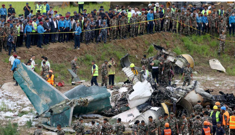 विमान दुर्घटनाका ११ शव परिवारले बुझे