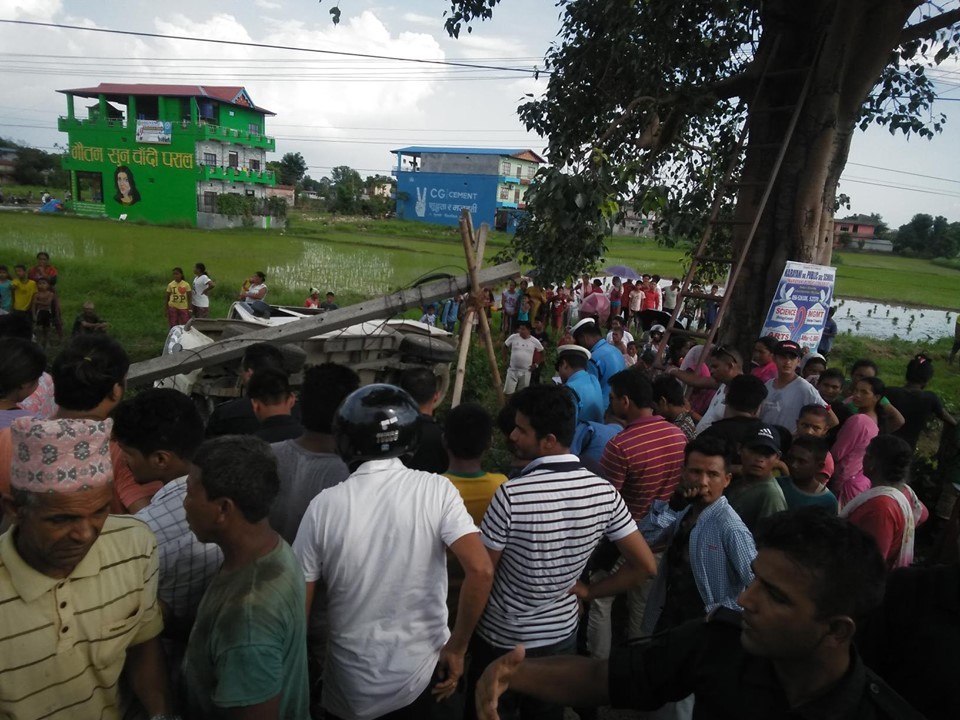 नवलपुरमा फेरि अर्काे दुर्घटना , हर्कपुरमा गाडीले ठक्कर दिँदा १ को मृत्यु १ घाइते