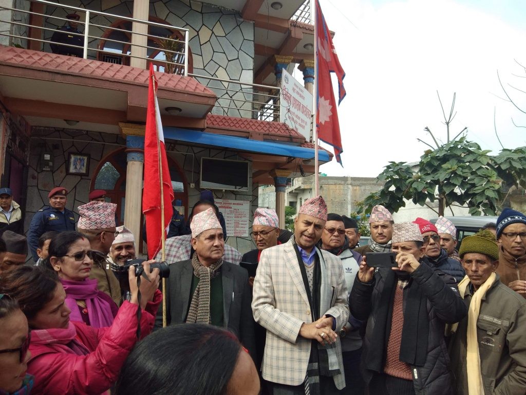 नवलपुर काङ्ग्रेसले बुझायो प्रशासन कार्यालयमार्फत सरकारलाई विरोधपत्र