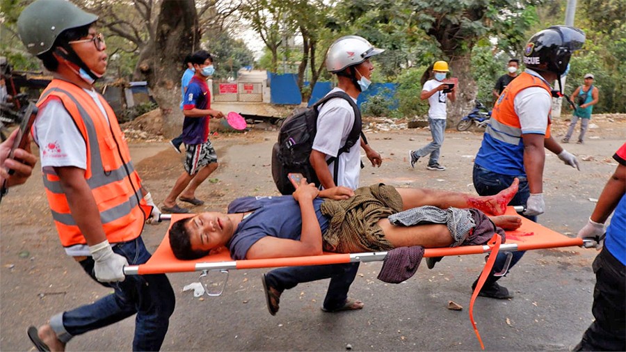 म्यानमारमा सुरक्षाकर्मीको गोली लागेर दुई प्रदर्शनकारीको मृत्यु