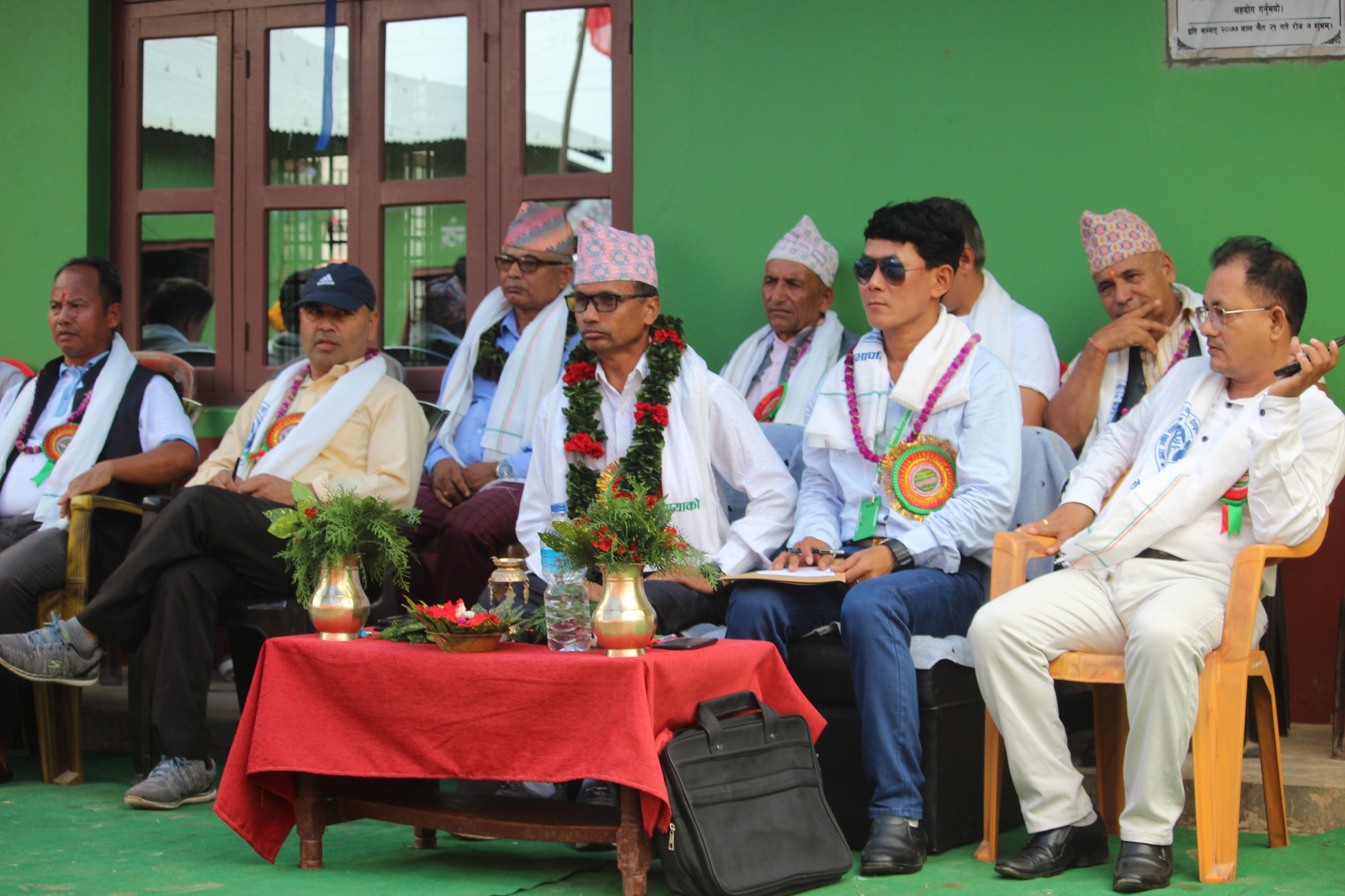 ८ औं वार्षिक साधारण सभाको अवसरमा अमर ज्योति सामुदायिक वनले दुना टपरी उद्योग संचालन गर्याे