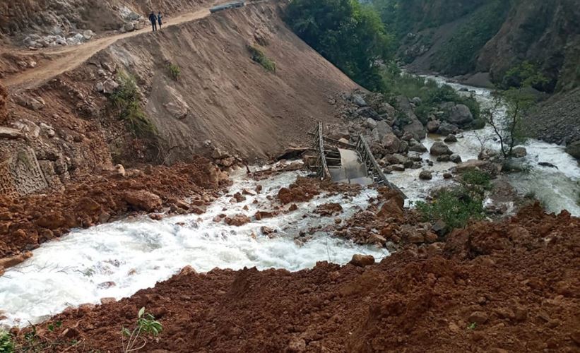 नवलपुर आसपासका क्षेत्रमा भीषण वर्षा, कालिगण्डकी करिडोर पुर्ण रुपमा अवरुद्ध