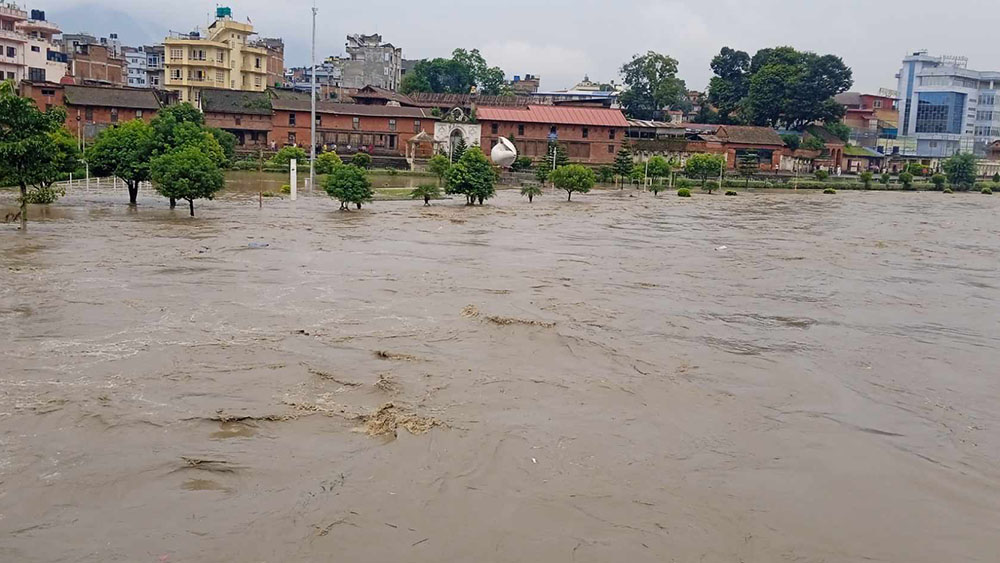 देशभर रातभर वर्षा, काठमाडौं उपत्यकामा बाढी