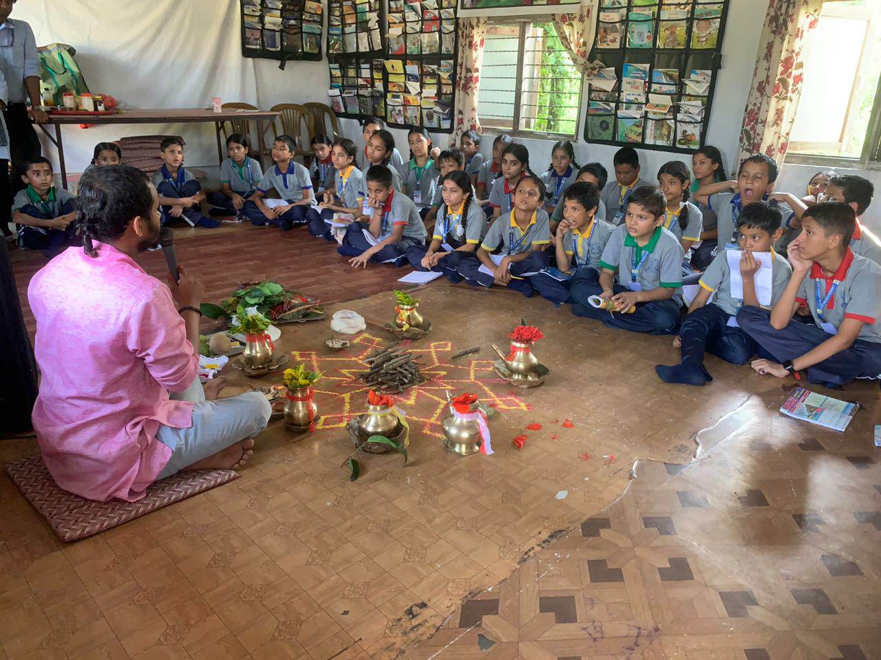 जनैपूर्णिमाको धार्मिक महत्वको विषयमा दिव्य एकेडेमीमा प्रयोगात्मक अभ्यास