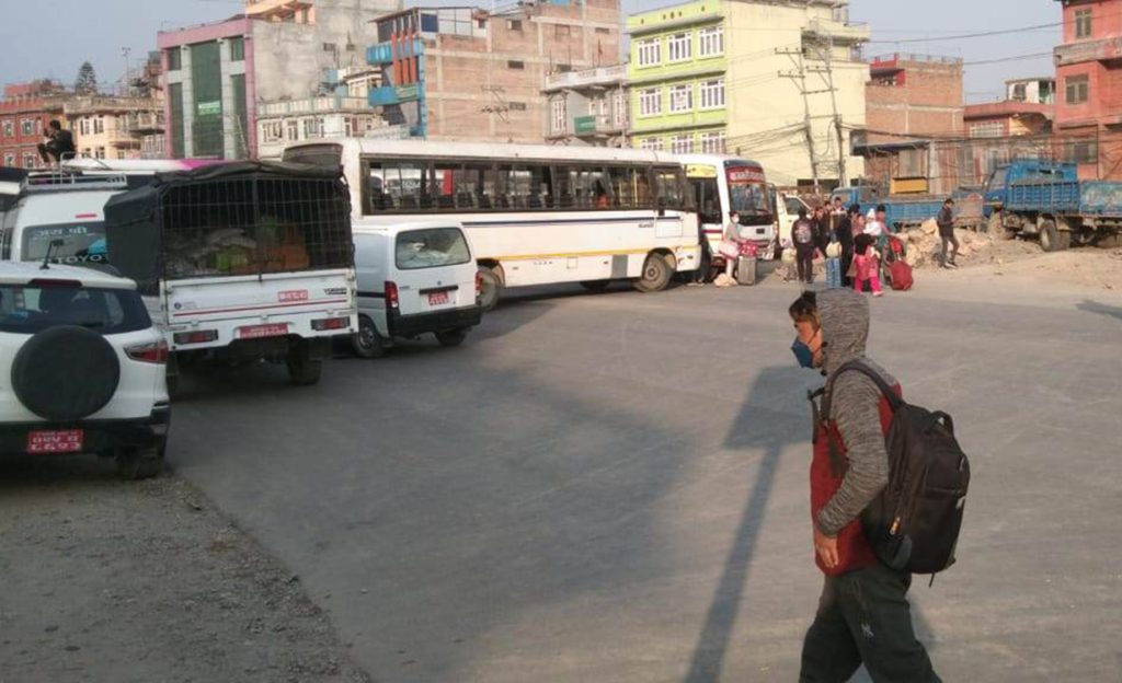 आन्दोलनरत यातायात मजदुरलाई सरकारले वार्तामा बोलायो